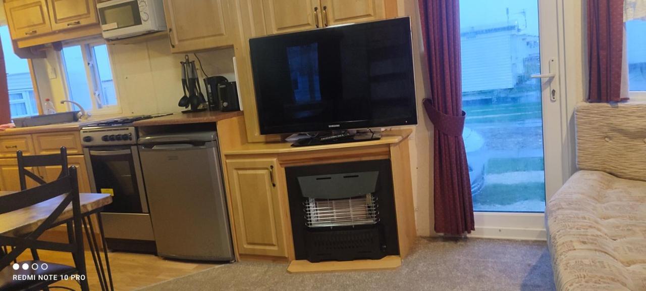 Beachside, Family-Friendly, Wifi, 6 Berth Caravan 19 In Ingoldmells Exterior photo